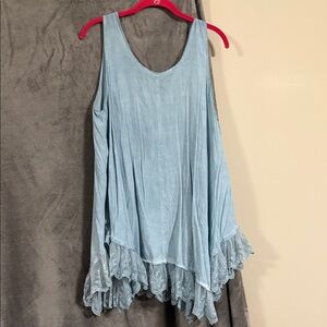 Umgee Light Blue Sleeveless Tunic with Lace Hem